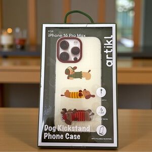 Cream Dog Design Case for iPhone 16 Pro Max